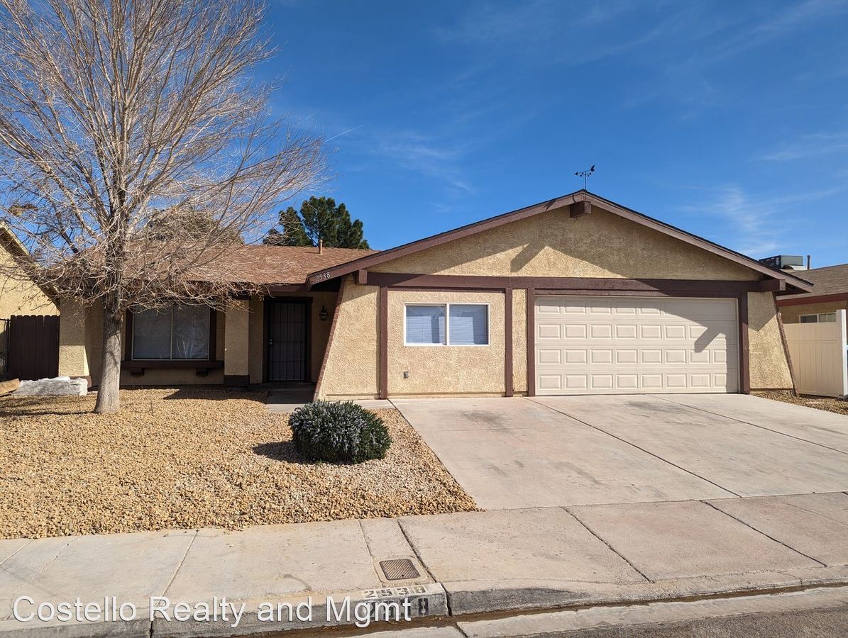 2538 Pine Creek RD Las Vegas, NV House for Rent Rentable