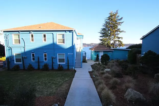 Beach Club Cottages Apartment for rent in Seattle, WA