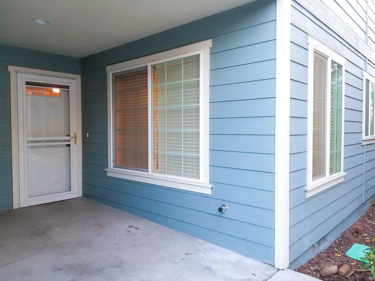 2537 Corona #B House for rent in Medford, OR
