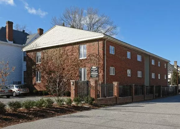 1829Ede Apartment for rent in Louisville, KY