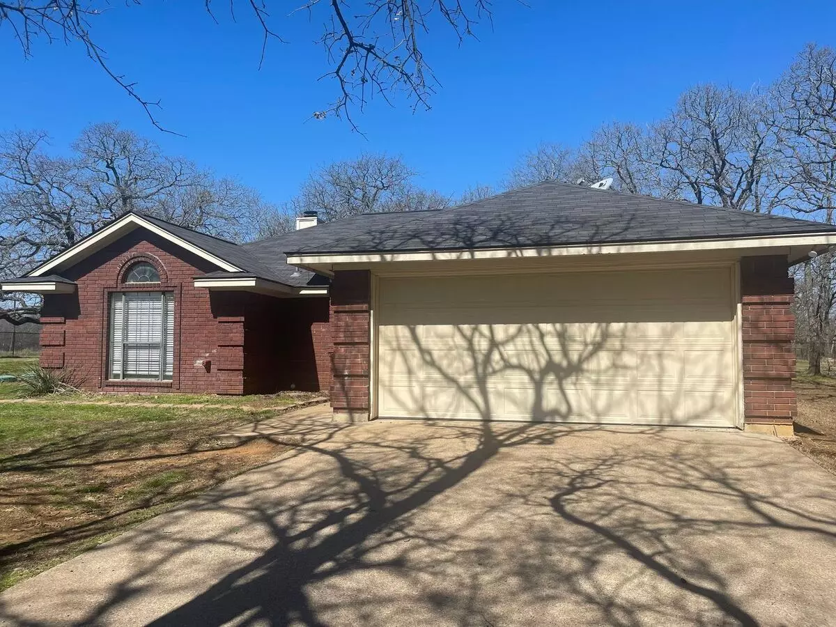 6617 CR 527 House for rent in Burleson, TX