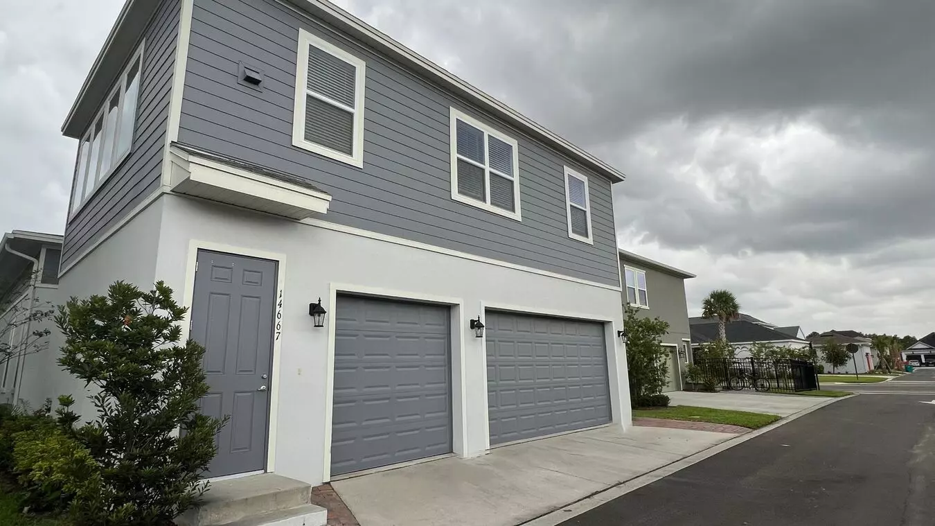 Like New 1/1 Garage Apartment With 1-car Garage Included (utilities Included) House for rent in Orlando, FL