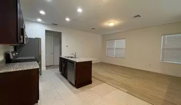 3 of 17 Like New 1/1 Garage Apartment With 1-car Garage Included (utilities Included) House for rent in Orlando, FL