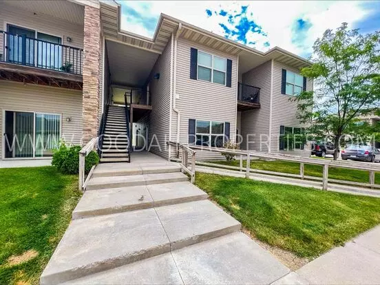 Ground Level Condo 2 Bedroom 2 Bath In Ankeny! Apartment for rent in Ankeny, IA