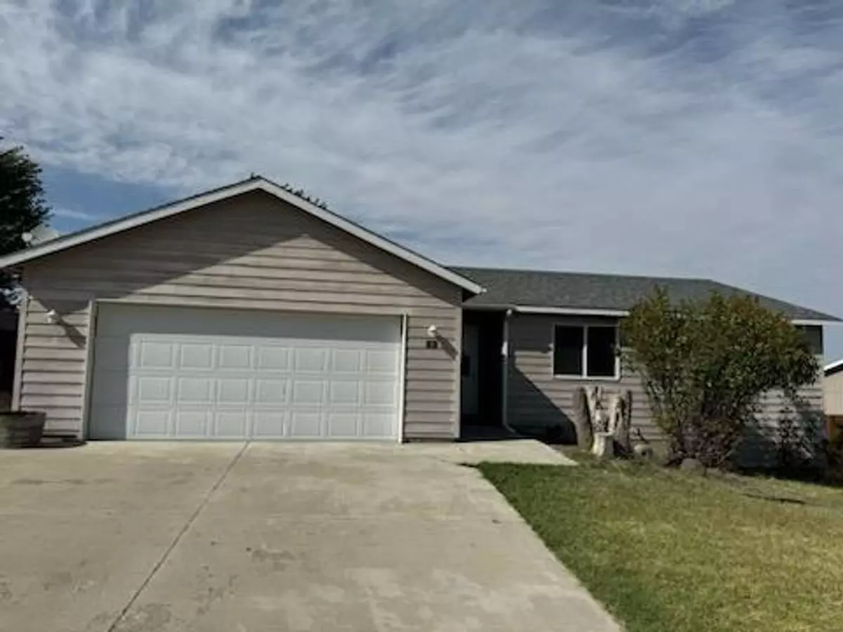 Charming Stanfield Home!! House for rent in Stanfield, OR