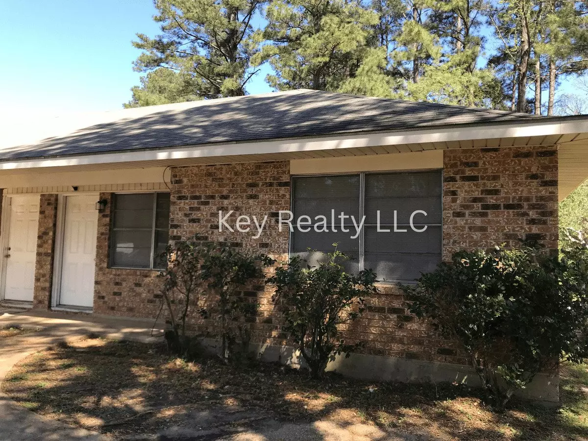 816 Austin Dr House for rent in Pineville, LA