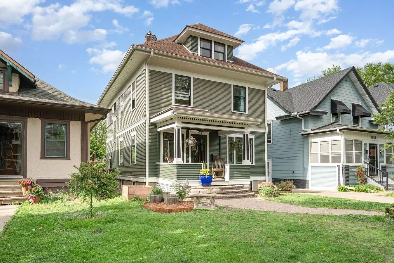 Spacious 4br/2ba Single-family Home In Merriam Park – Charm, Comfort & Modern Updates! House for rent in St Paul, MN