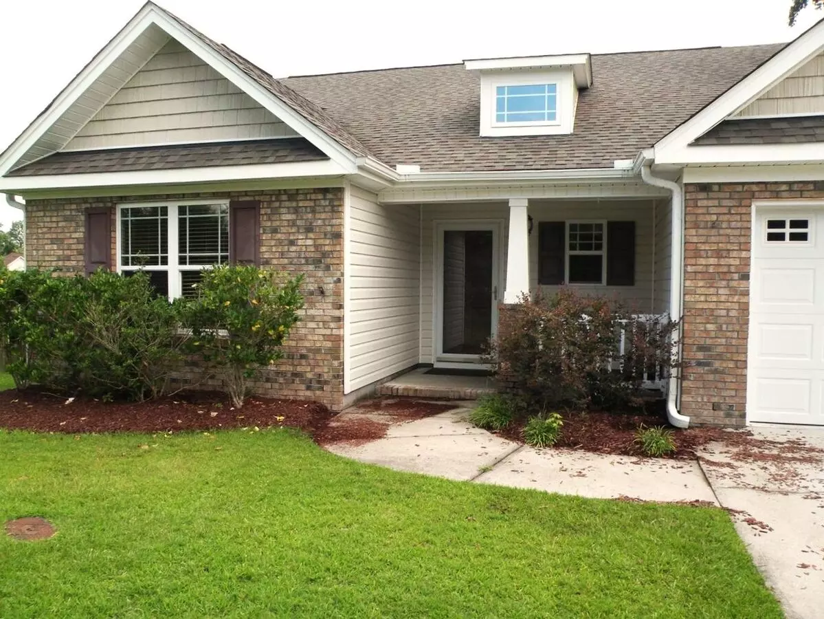 Fresh Paint And New Carpet! House for rent in New Bern, NC