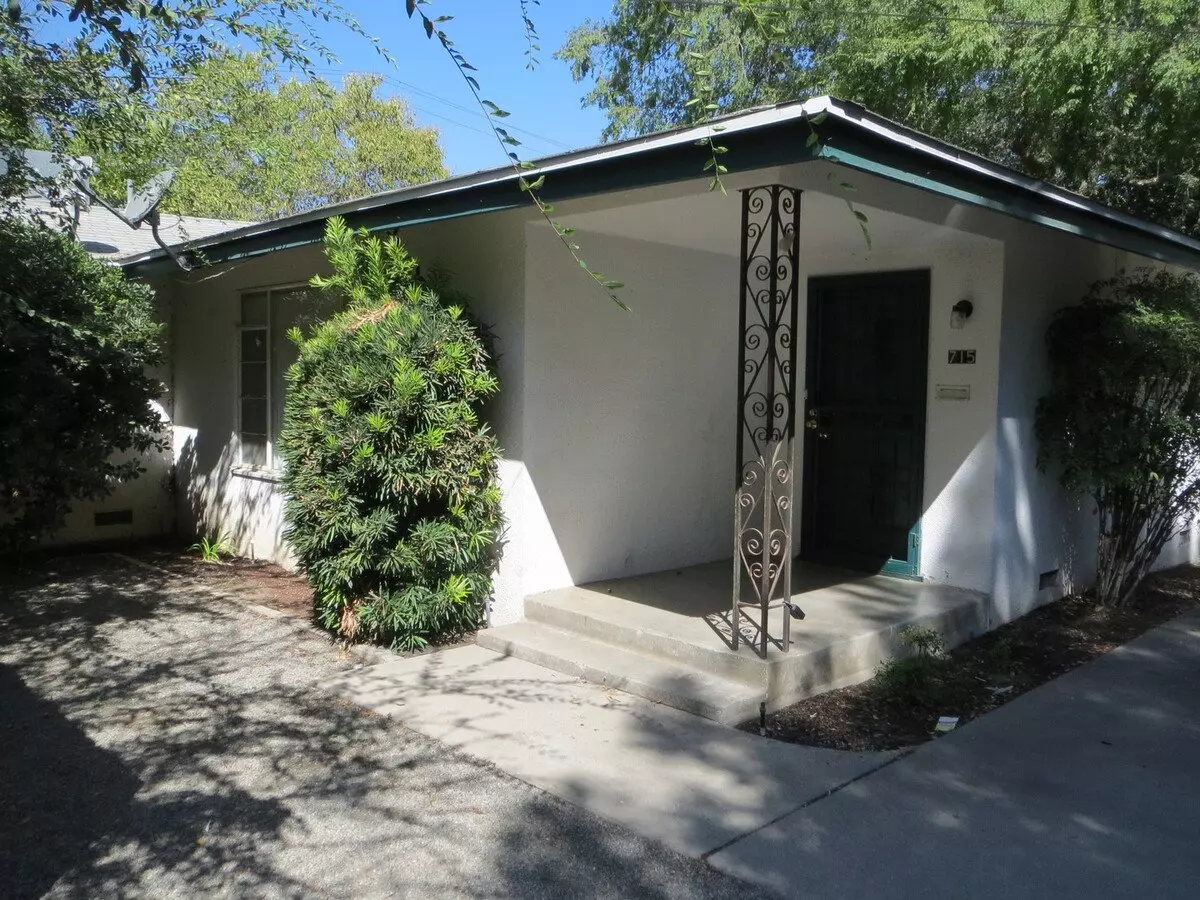 Andrews Duplex Apartment for rent in Fresno, CA