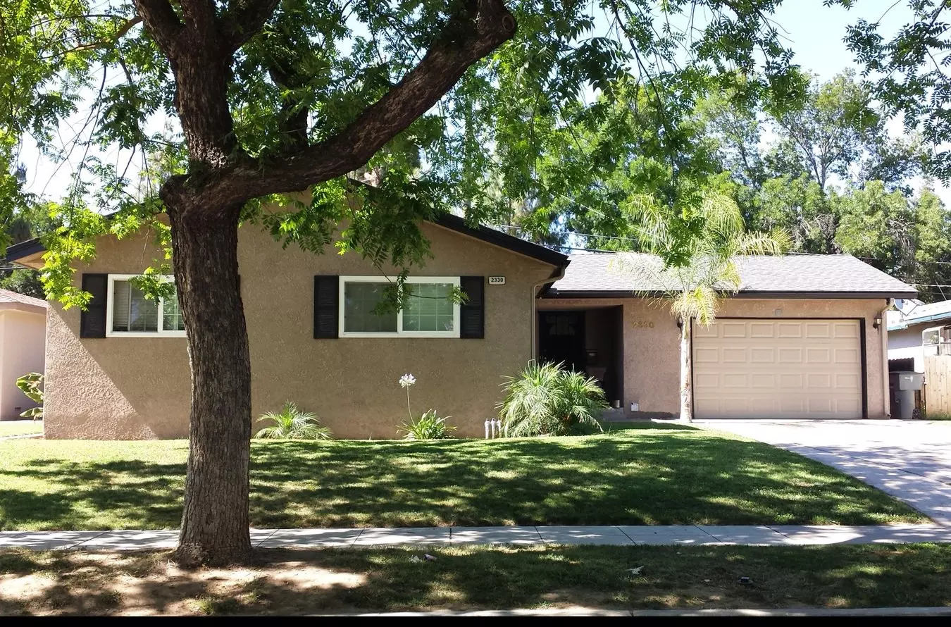 Updated Home Featuring A Nice Floor Plan And Nice Amenities. House for rent in Fresno, CA