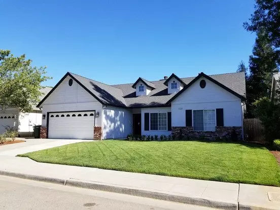 New Interior & Exterior Paint, New Appliances, Clovis North Schools Apartment for rent in Fresno, CA