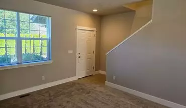 4 of 32 Beautiful 3 Bedroom Off Gilham House for rent in Eugene, OR