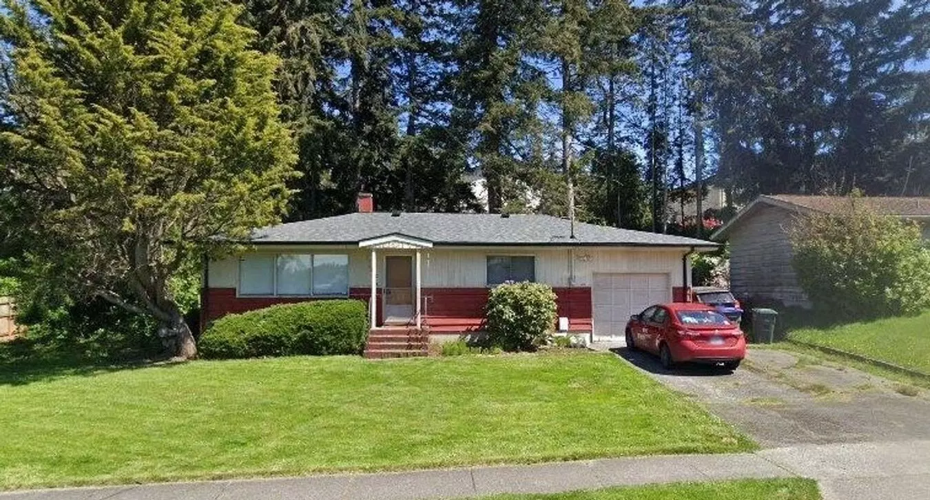 Charming 2br Rambler In Puget Neighborhood | Private Yard House for rent in Bellingham, WA