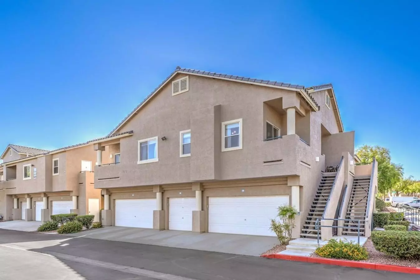 Beautiful 2 Bedroom In Peccole Ranch Apartment for rent in Las Vegas, NV