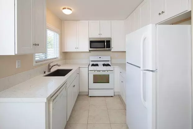 1671 Chalcedony Street Apartment for rent in San Diego, CA 1671 Chalcedony Street Apartment for rent in San Diego, CA