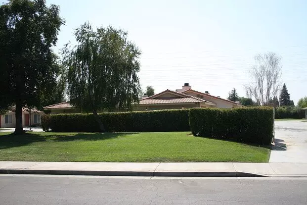 Brookside Dr 2927 Apartment for rent in Bakersfield, CA