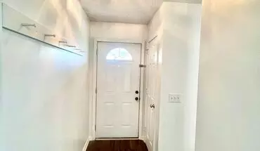 4 of 32 Updated Holten Place, Top Floor, Two Bedroom Condo, Close To Uncw And Has A Pool! Lvp Floors! House for rent in Wilmington, NC