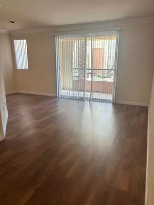 Meridian Unfurnished 1 Bed | 1 Bath Luxury Condo W/ Upgraded Dual Pane Windows Throughout Unit( Reduces Noise And Energy Efficient) Apartment for rent in Las Vegas, NV