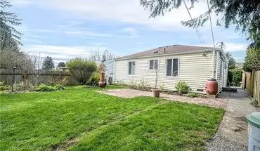 3 of 13 Charming Home With Large Yard Near Ec Hughes Park! House for rent in Seattle, WA