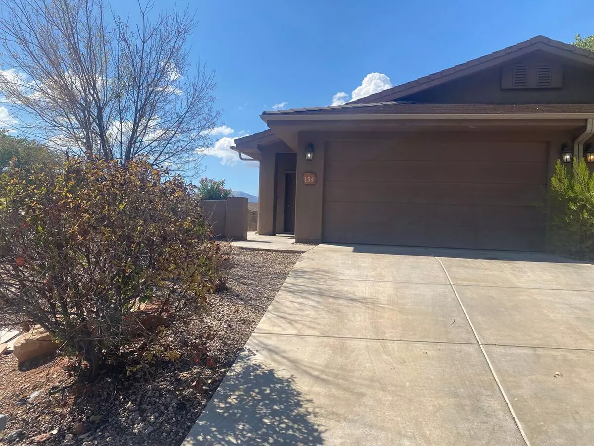 Shadow Mountain Duplex House for rent in St George, UT