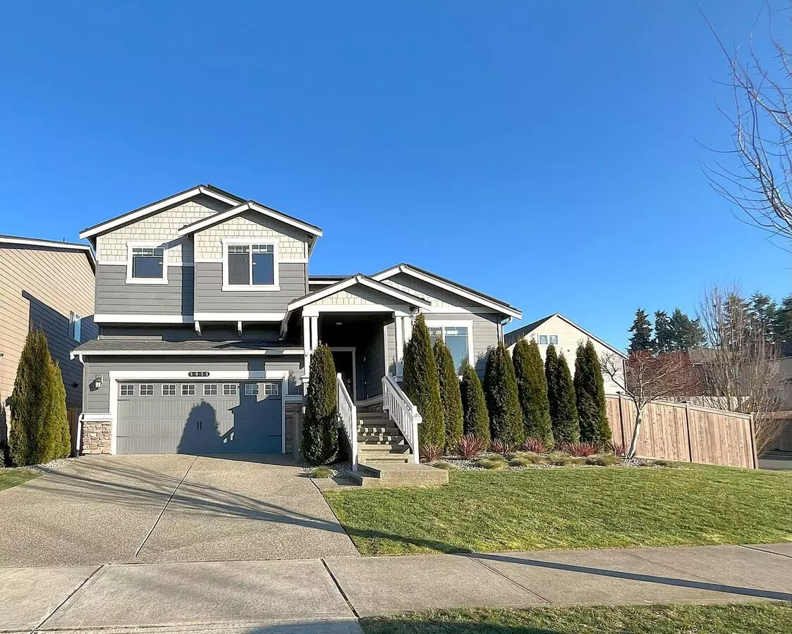 Gorgeous 5-bedroom Home In University Place! House for rent in University Place, WA