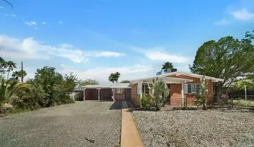 2 of 6 Gorgeous Spacious Duplex Close To Shopping And Uofa House for rent in Tucson, AZ
