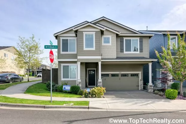 Beautiful North Bethany 5 Bd 2.5 Ba Corner Home W/beautiful Views And A+ Schools! Apartment for rent in Portland, OR