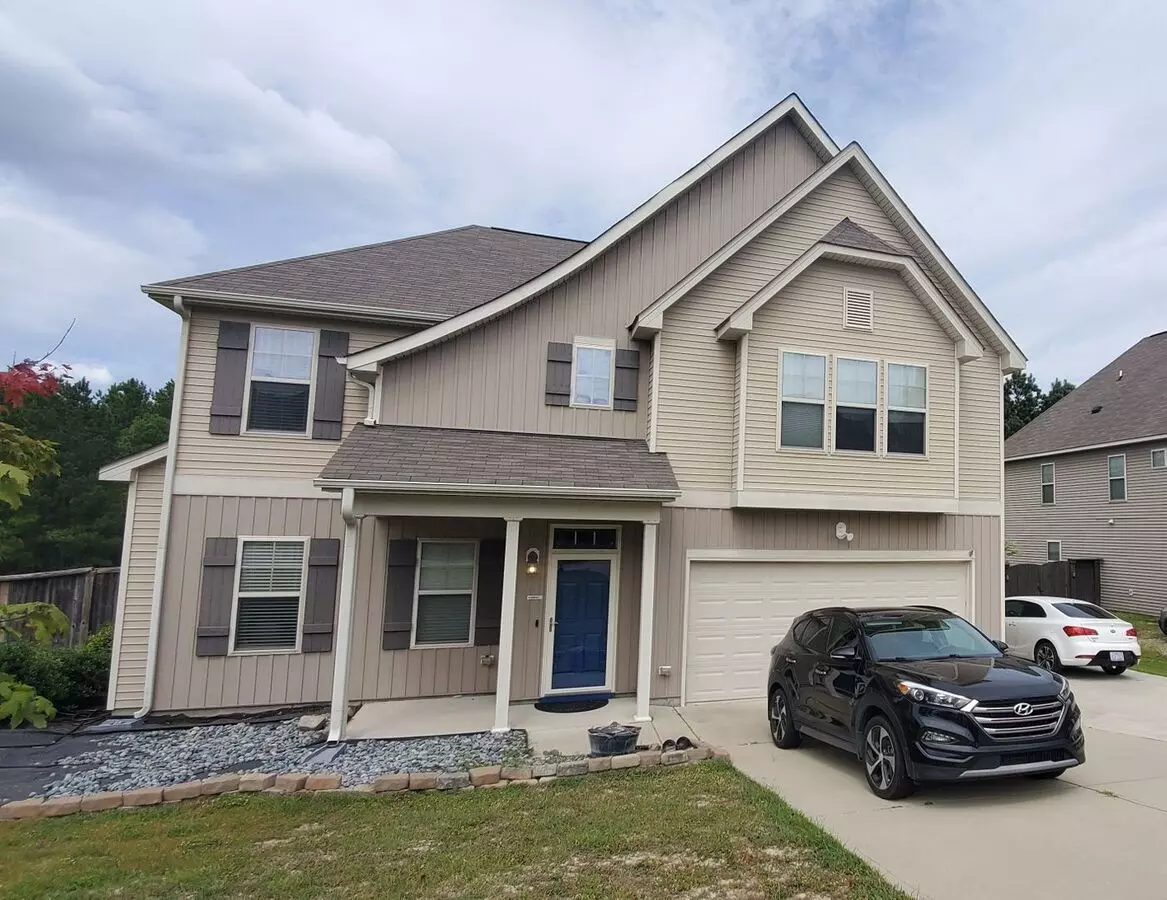 114 Heathrow Dr ~ Highgrove Anderson Creek House for rent in Spring Lake, NC