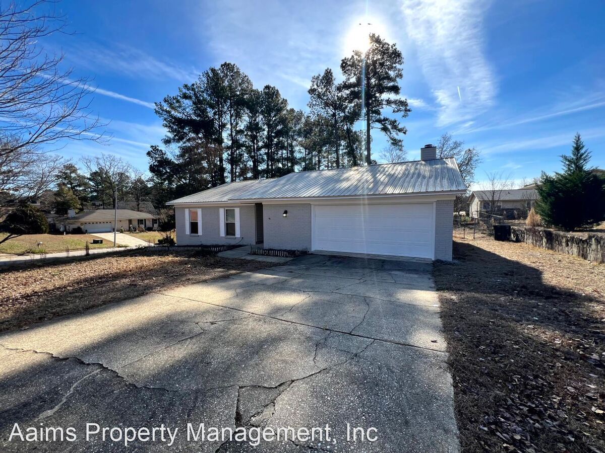 3507 Nutmeg Pl Fayetteville, NC House for Rent Rentable