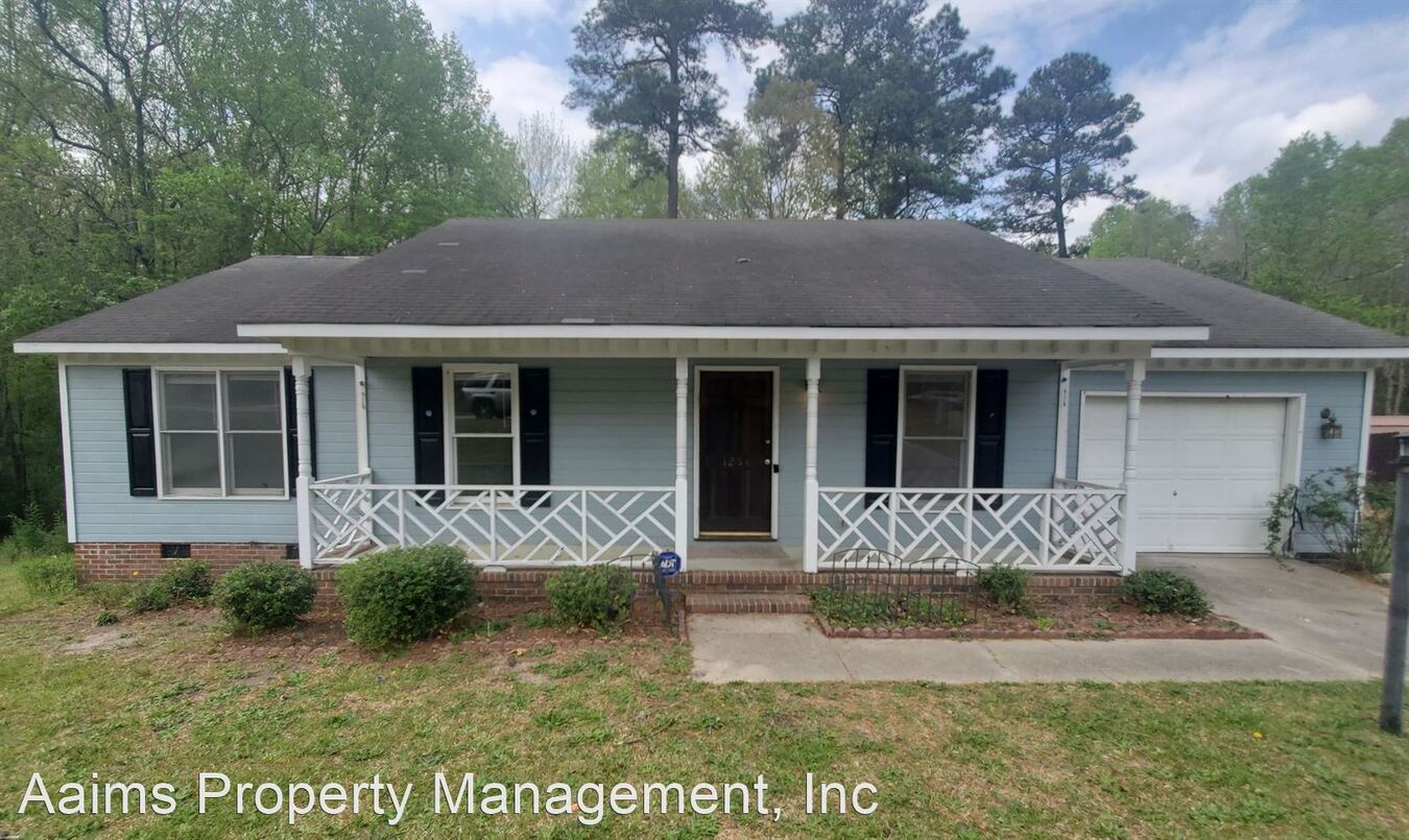 1254 Arailia Dr Fayetteville, NC House for Rent Rentable