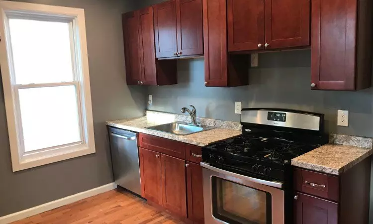 Off-Campus Student Apartment Priced Per Room Apartment for rent in Albany, NY