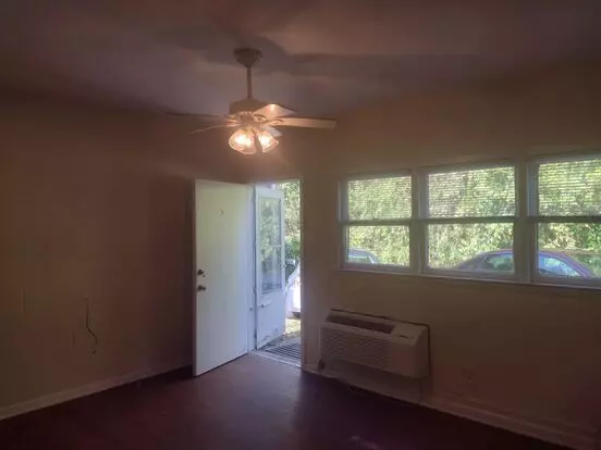 1 Bedroom Studio Close To Unc Apartment for rent in Chapel Hill, NC
