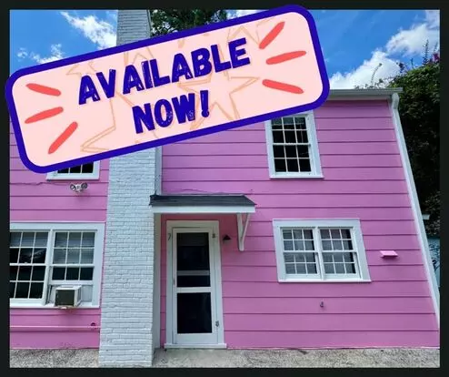 Live At The Color Wheel - Walk To Unc! Apartment for rent in Chapel Hill, NC