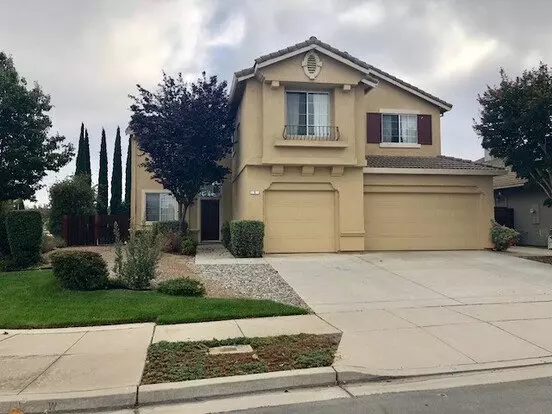 Clean 4 Bedroom, 2.5 Bath Home With 3 Car Garage Apartment for rent in Salinas, CA