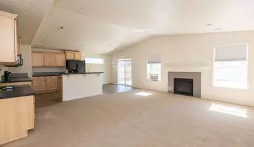 4 of 12 Great Home With Fully Fenced Back Yard. House for rent in Bend, OR