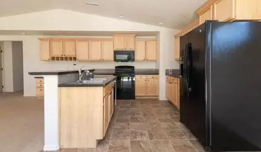 3 of 12 Great Home With Fully Fenced Back Yard. House for rent in Bend, OR