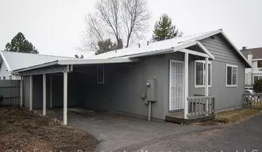 3 of 21 Bright And Spacious 2 Bedroom Home! House for rent in Bend, OR