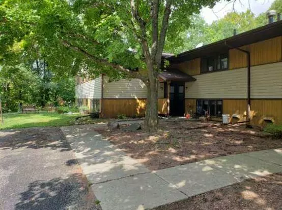 4722 W Graham Dr Apartment for rent in Janesville, WI
