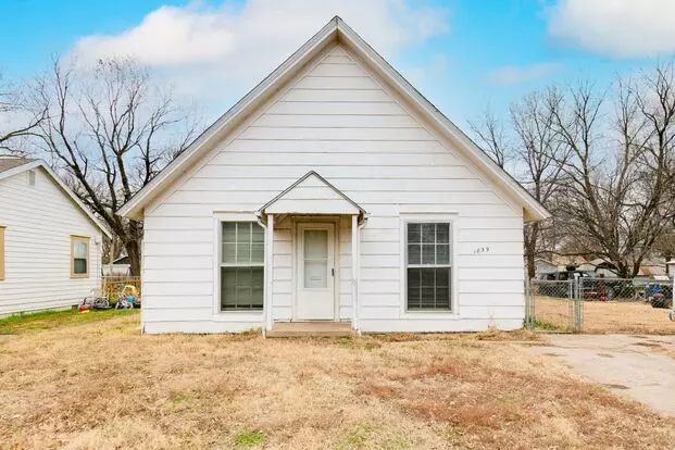 3 Bedroom 1 Bath Home Apartment for rent in Wichita, KS