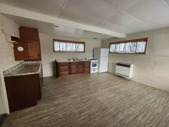 6221 Ave Chia Apartment for rent in Twentynine Palms, CA