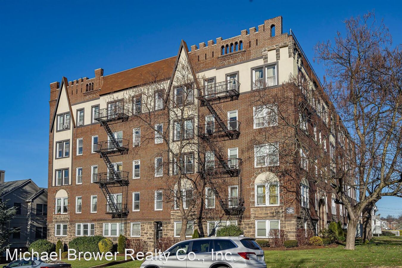 Cek Apartments 407411 Highland Ave Palisades Park, NJ