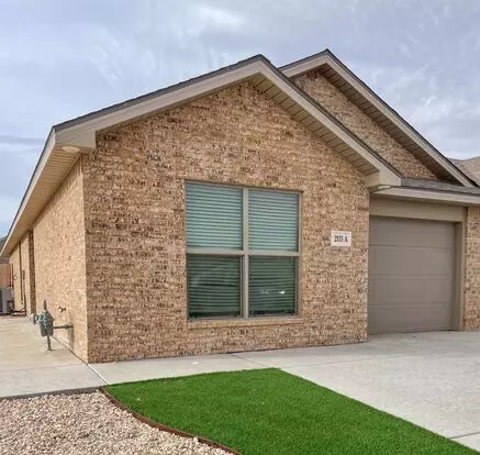 2115 N. Texas Apartment for rent in Lubbock, TX