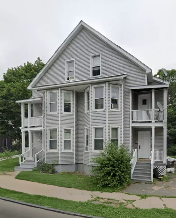 Townsend Apartment for rent in New Haven, CT