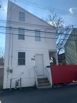 2 Bedroom House With Parking Near Downtown York Apartment for rent in York, PA