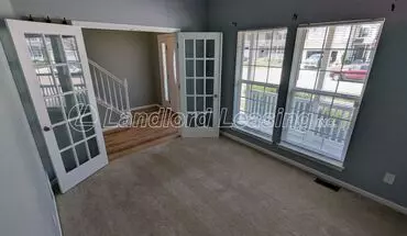 3 of 30 Spacious 4-bedroom Colonial In Martin’s Run – Amherst Schools House for rent in Lorain, OH