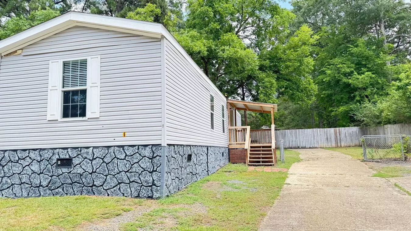 2 Bedroom 2 Bath House for rent in Leesville, LA