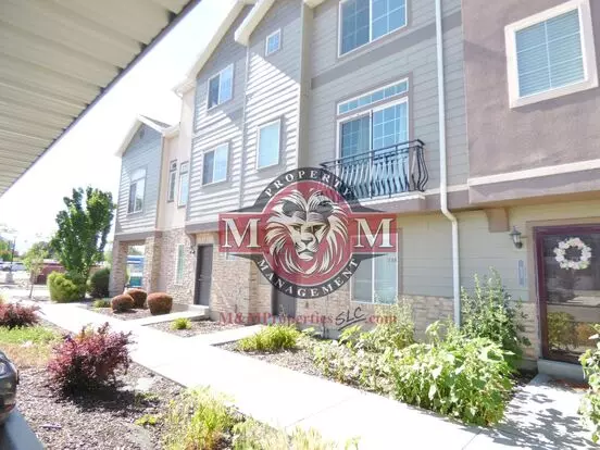 3 Bd 3.5 Bath 2 Car Garage Townhome In Sandy Apartment for rent in Sandy, UT