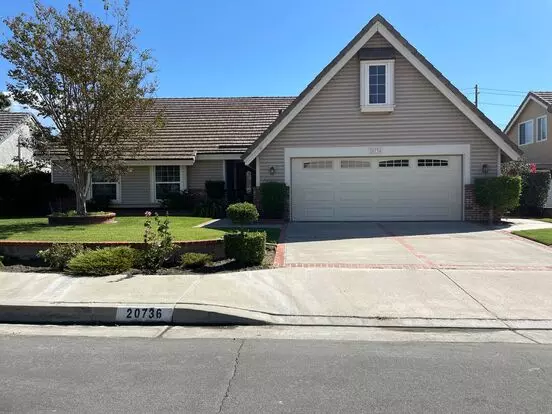 Gorgeous 4 Bedroom 2 Bathroom Home With Loft In Yorba Linda Apartment for rent in Yorba Linda, CA
