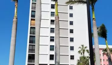 2 of 37 Annual Unfurnished Renovated 1/1 Condo Downtown Sarasota House for rent in Sarasota, FL