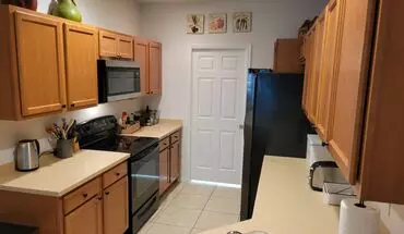 5 of 24 3740 82nd Ave Cir Apt 102 E House for rent in Sarasota, FL